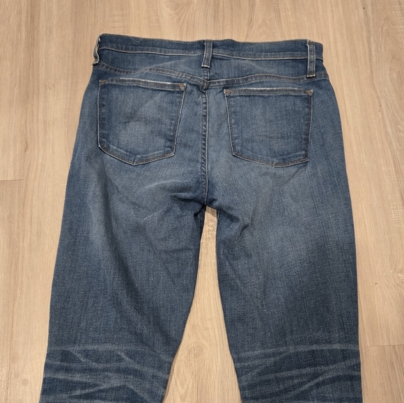 J. Crew  8" toothpick jean in Newcastle wash with let-down hem Sz 30 Tall - Picture 6 of 11